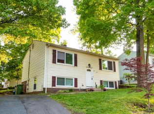28 Carey Ave, Meriden, CT 06451