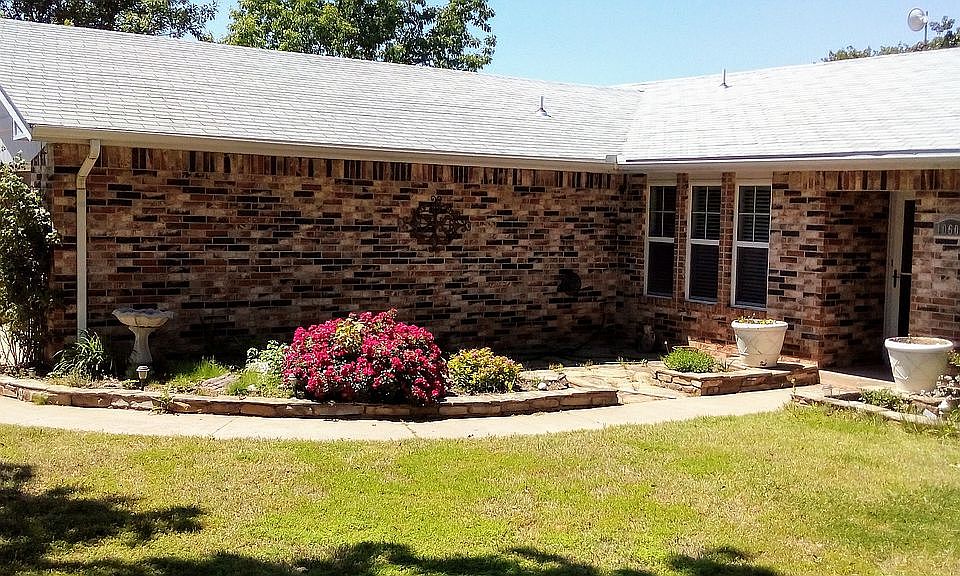 1st image of 10601 Dare Ln