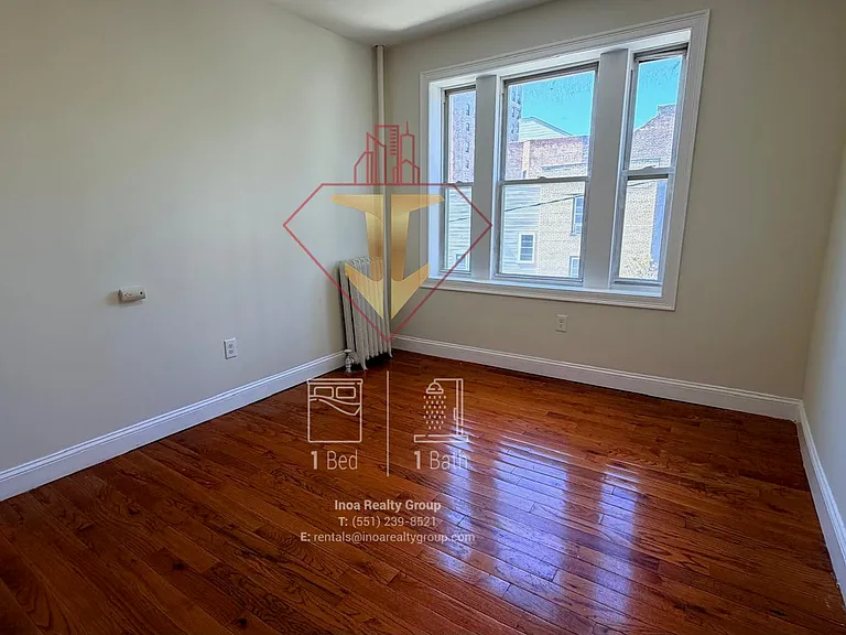 266 Monticello Ave #10 — Photo 4