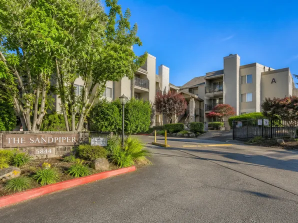 5844 NE 75th St, Seattle, WA