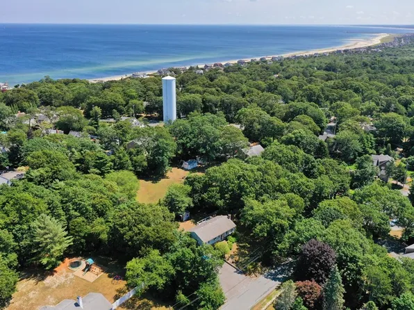 229 Prospect St, South Easton, MA 02375