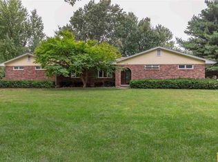 1770 Sycamore Dr, Sedalia, MO 65301