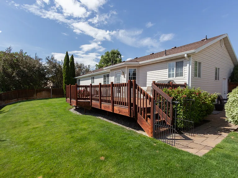 1452 Mountain Rd — Photo 27