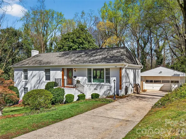 3717 Riverbend Rd, Charlotte, NC 28210