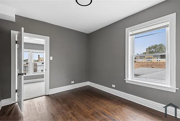 8210 S Marshfield Ave #3 — Photo 6