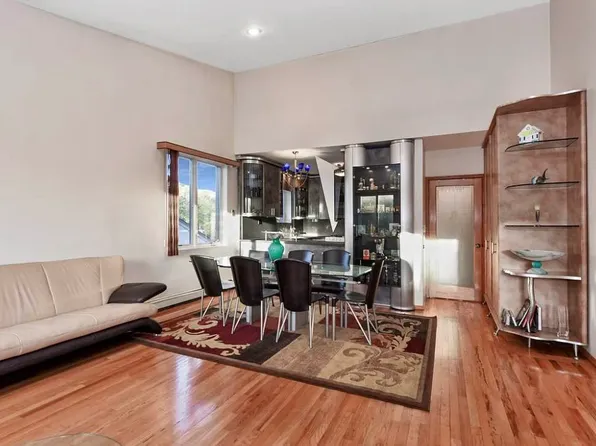 4817 Bedford Avenue image 8 of 17