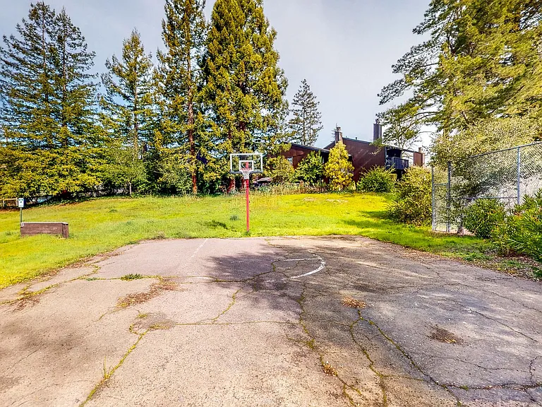372 Los Alamos Rd — Photo 49