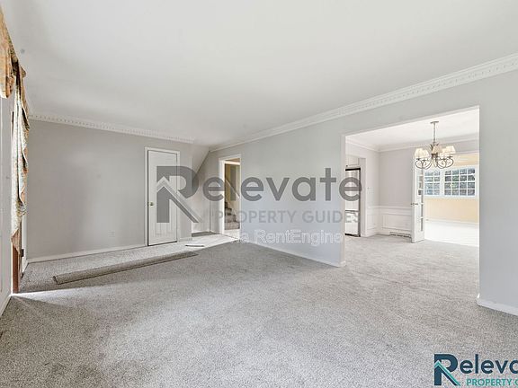 2nd image of 8903 Freestone Ave