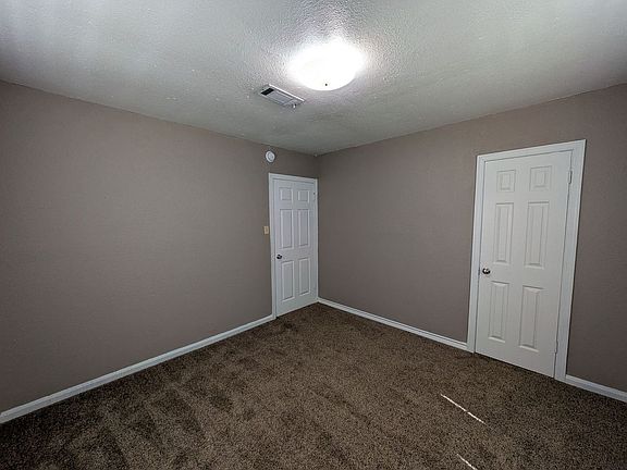 4th image of 3100 30th St