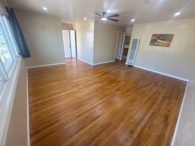 5457 Dorothy Dr — Photo 4