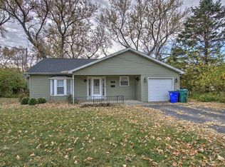 3975 Bayview Dr, Decatur, IL 62521