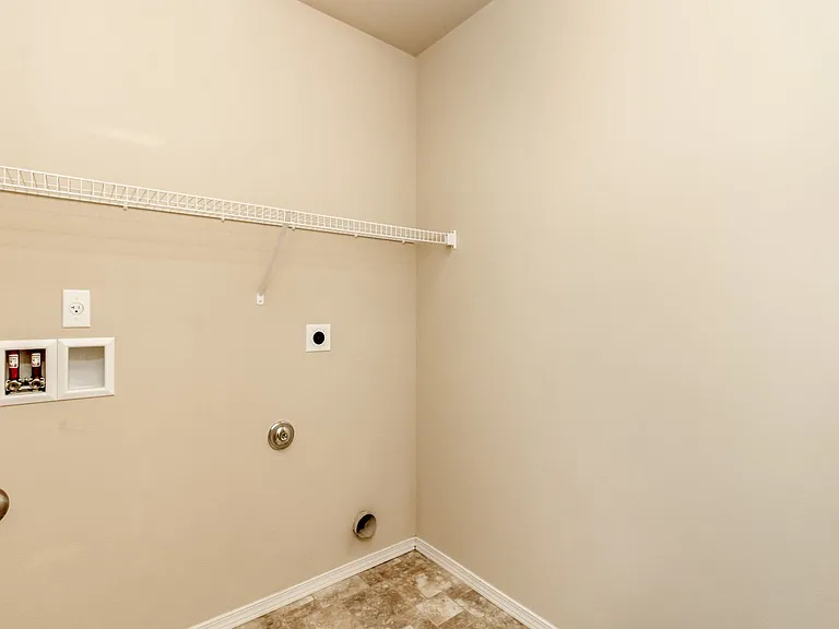 1360 Sinclair Dr — Photo 20
