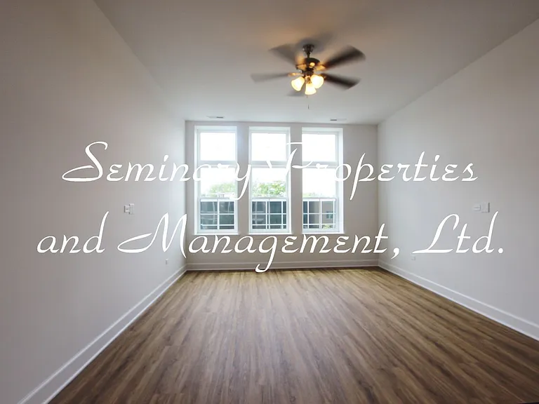 Prime Southport Corridor newer construction one-bedroom's — Photo 74