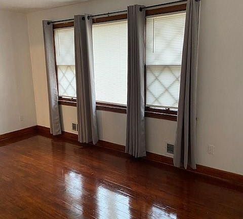 4th image of 2216 Wolfsnare Rd