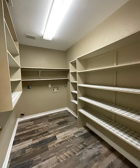 12010 Del Rio — Photo 22