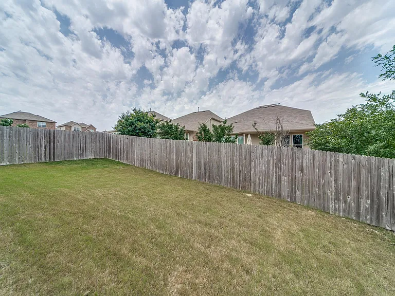 7623 Paraiso Hl — Photo 16