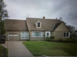 1117 Minnesota Ave, Detroit Lakes, MN 56501