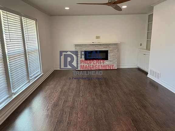 4th image of 6402 Espana Dr