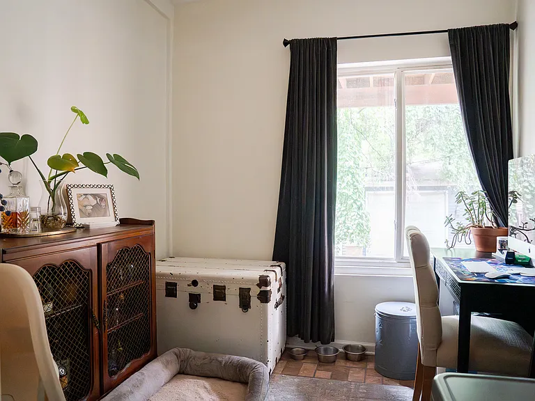 3454 N Leavitt St #1 — Photo 6
