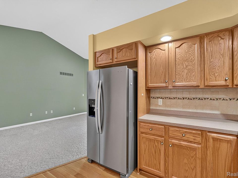 205 Addison Cir, photo 9