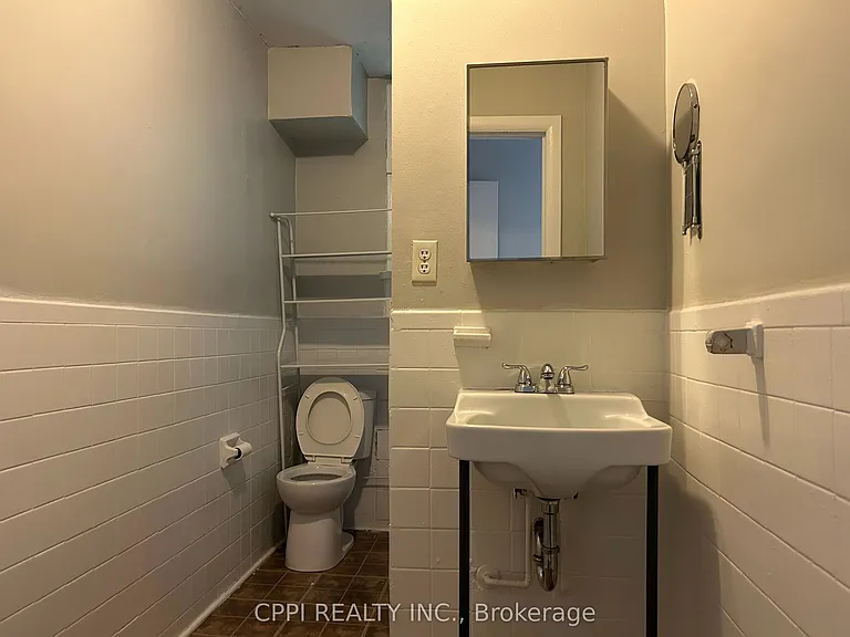 106 Old Kingston Rd #202 — Photo 8
