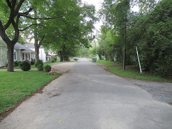 4th image of 158 Crawford Ln