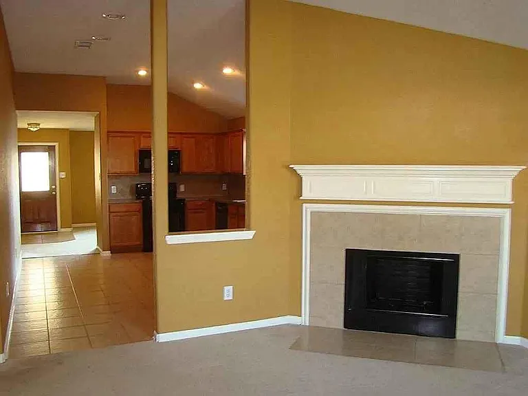 8406 Tararin Ln — Photo 7