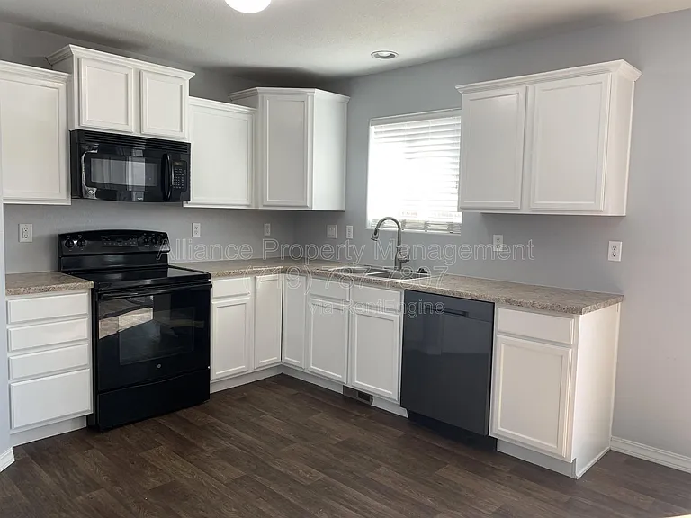 3875 Reindeer Cir — Photo 15