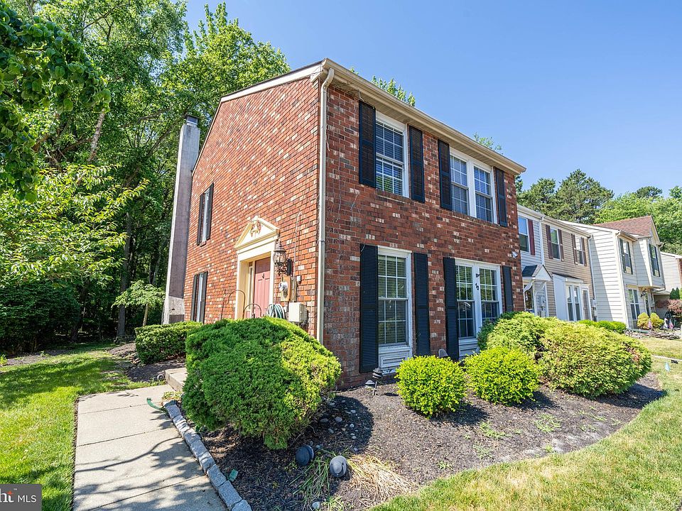 1st image of 10 Forestview Ct