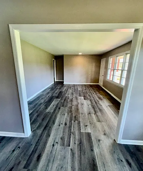 1205 Thomwal St — Photo 12