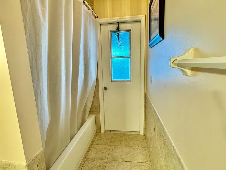 2141 SW Import Dr — Photo 15