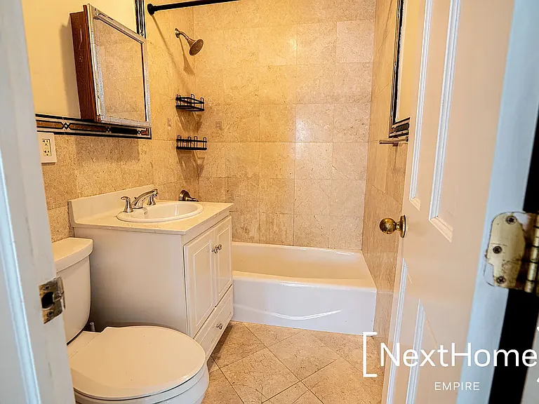 24-12 27th St #3F — Photo 4