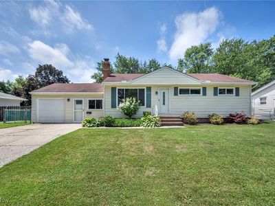 484 E 319th St, Willowick, OH, 44095
