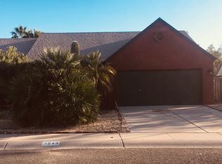 1243 E Wickieup Ln, Phoenix, AZ 85024