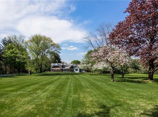 543 Woonsocket Hill Rd, North Smithfield, RI 02896