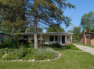 9101 Merriman Rd, Livonia, MI 48150