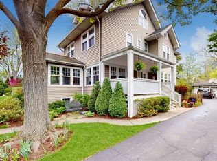 839 Locust St, Winnetka, IL 60093