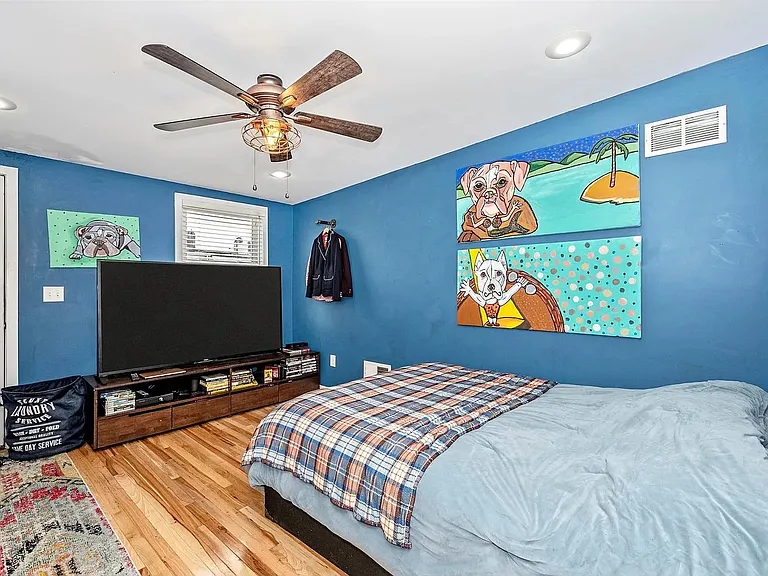 134 N Milton Ave — Photo 9