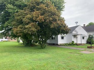 909 Mirabeau St, Greenfield, OH 45123