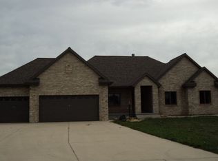 107 Ulster Ct, Cottage Grove, WI 53527