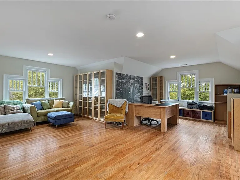 120 Park Pl — Photo 24