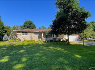 7869 Northfield Rd, Clarence Center, NY 14032