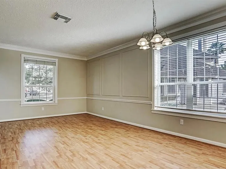 23247 Diamond Knoll Ct — Photo 8
