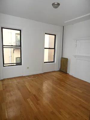 Rented by Bohemia Realty Group | media 37