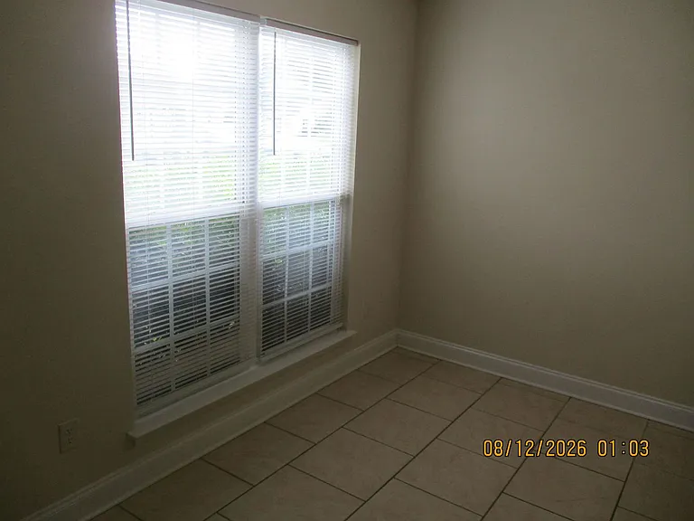 113 Laurelwood Ct — Photo 8