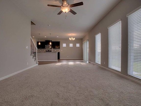 5th image of 9506 S 183rd Ave #9TQ555