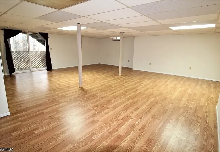 53 Hendrickson Dr — Photo 18