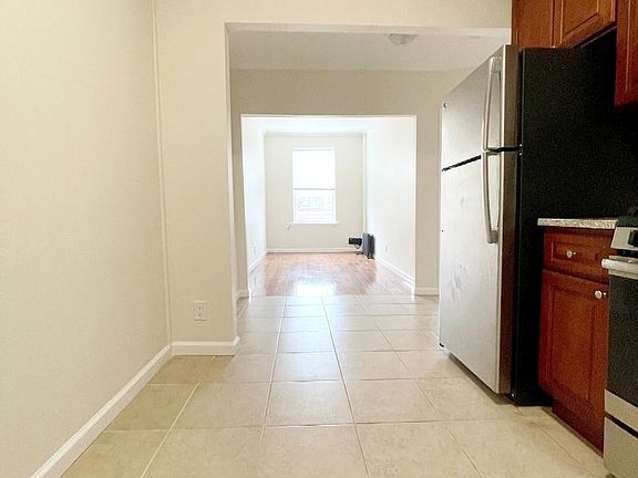 5th image of 35-14 Ditmars Blvd #3