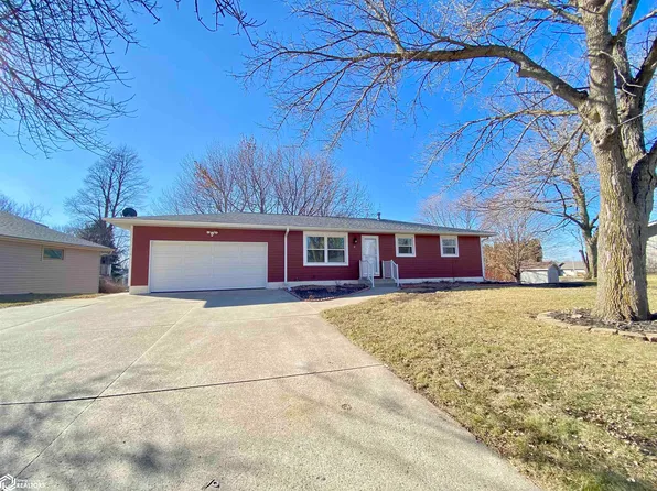 18 Highland Pl, Garner, IA 50438