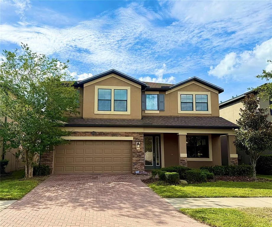 5 bed, 4.0 bath, 3611 sqft, $3,500 — Photo 1